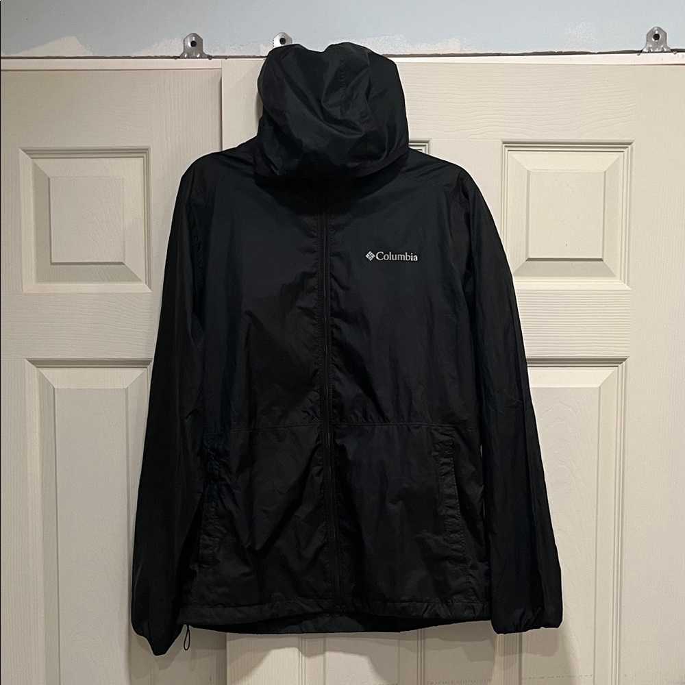 Columbia Sports Company Black Windbreaker/Light Jacket